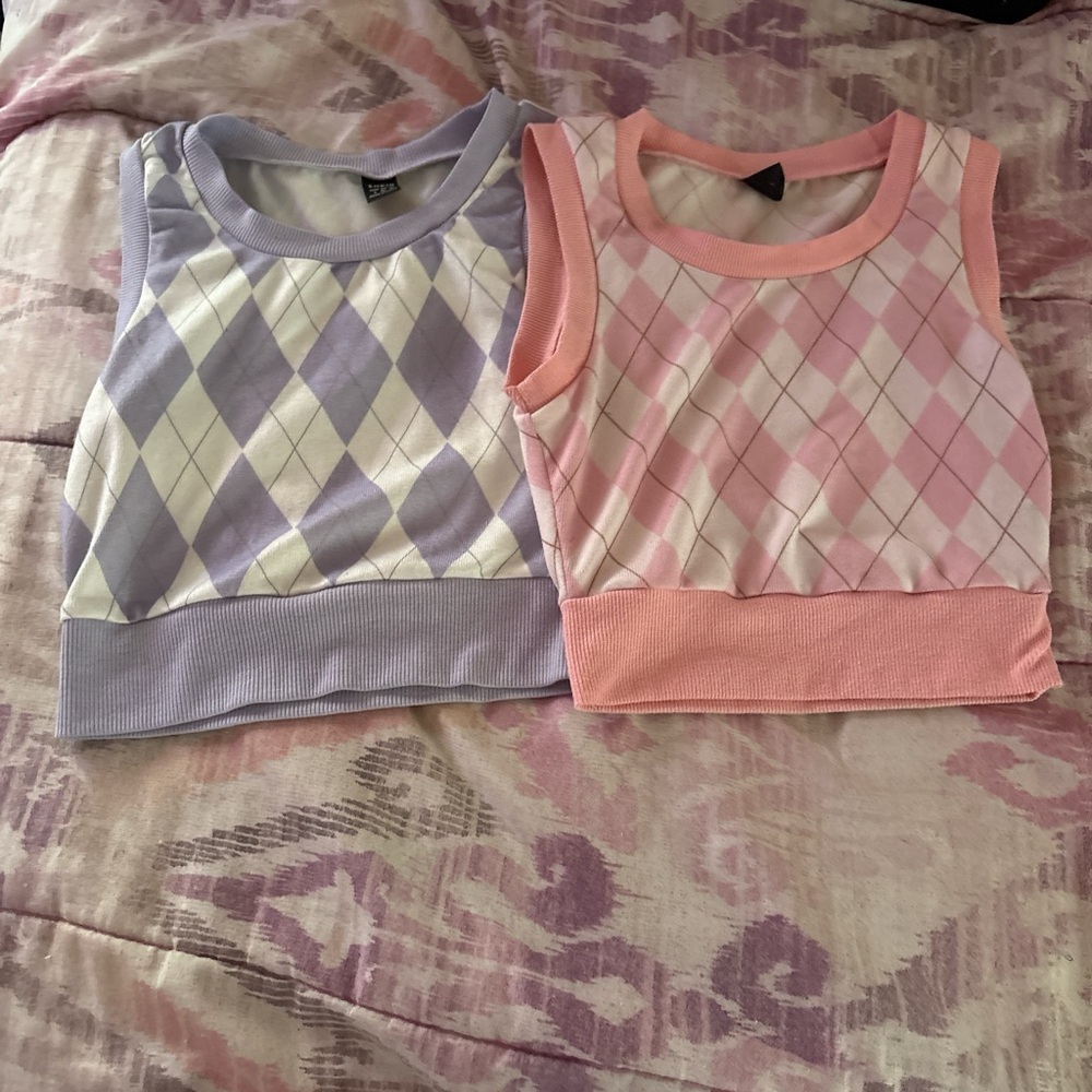SHEIN Purple and Pink Argyle Sleeveless Top